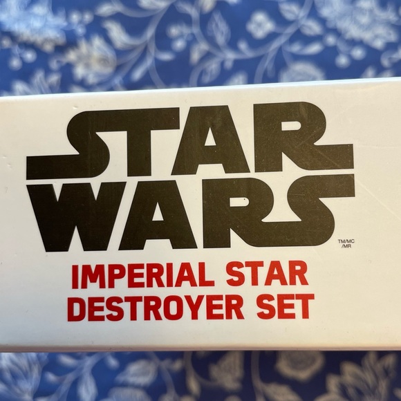 Star Wars Imperial Destroyer Set. Paper Model Kit. - Picture 4 of 6